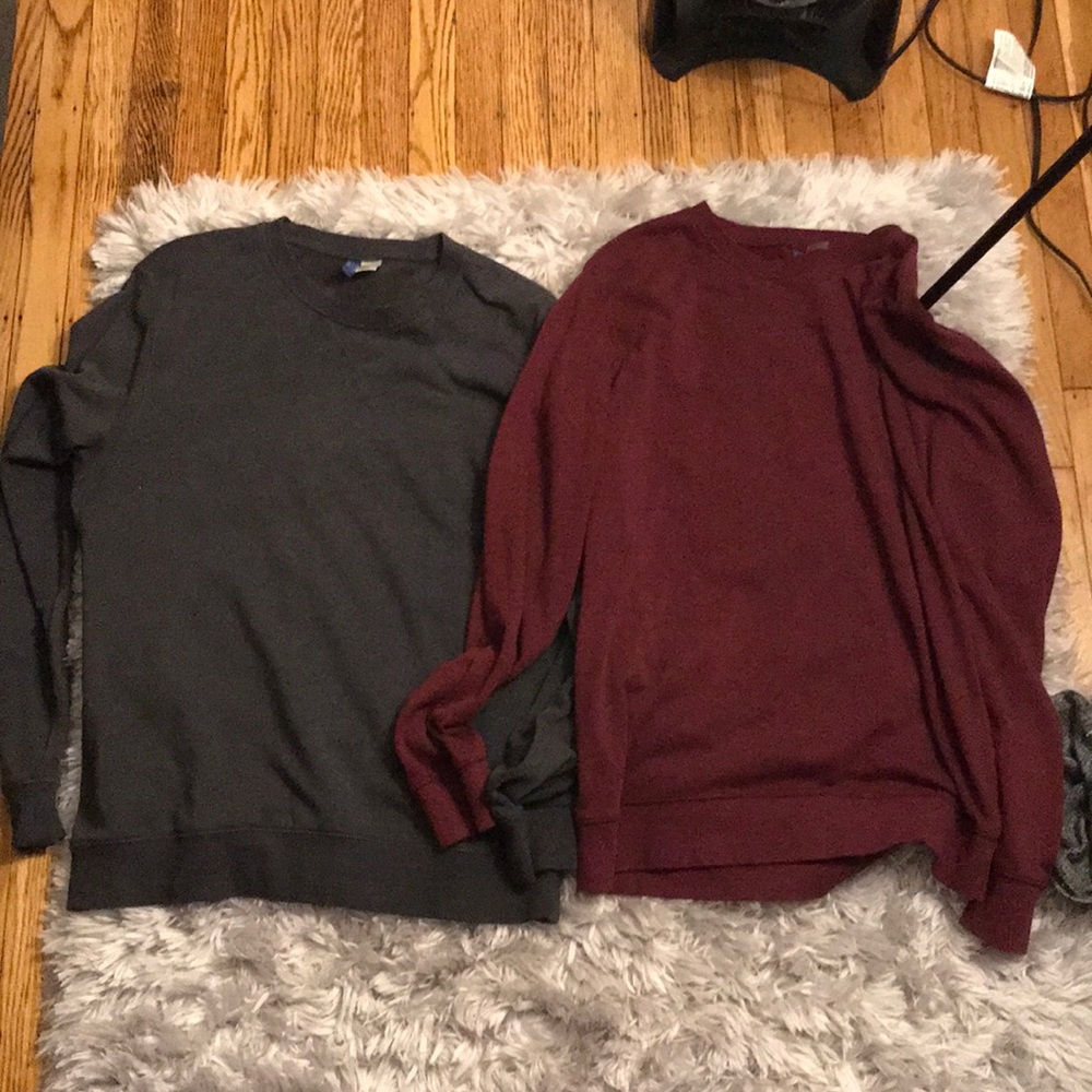 2 H&M lightweight Crewneck Sweaters EUC